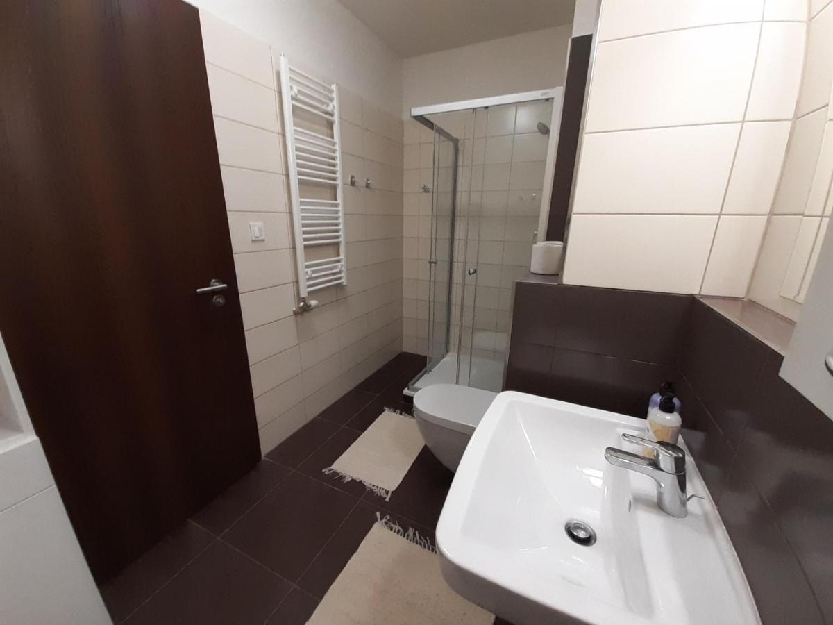 Appartamento Entrez Radnica Košice Esterno foto